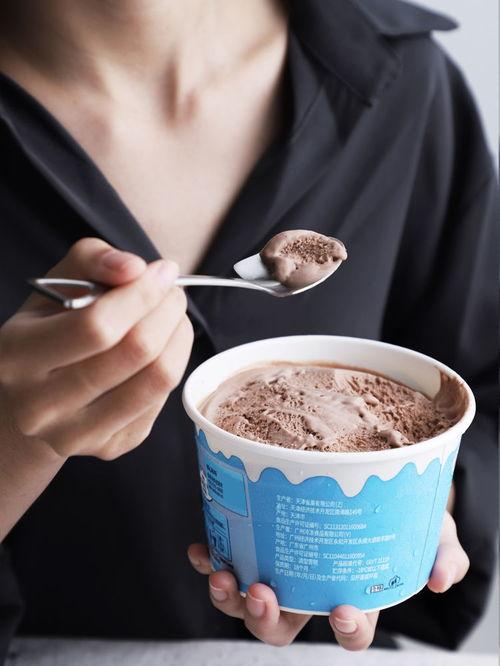 网红吃瓜铁锹勺子,铁锹勺子的独特魅力揭秘